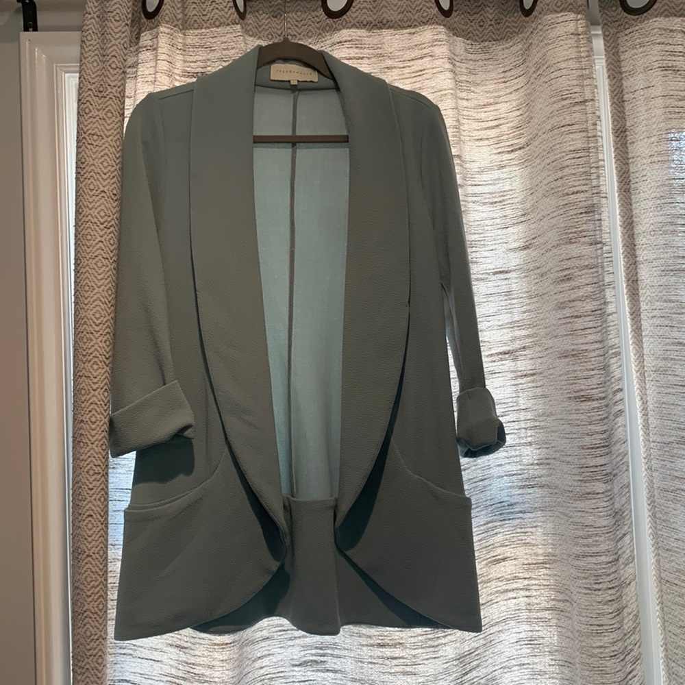 FRENCHMAUVE Melanie Knit Tunic Blazer Shawl Mint